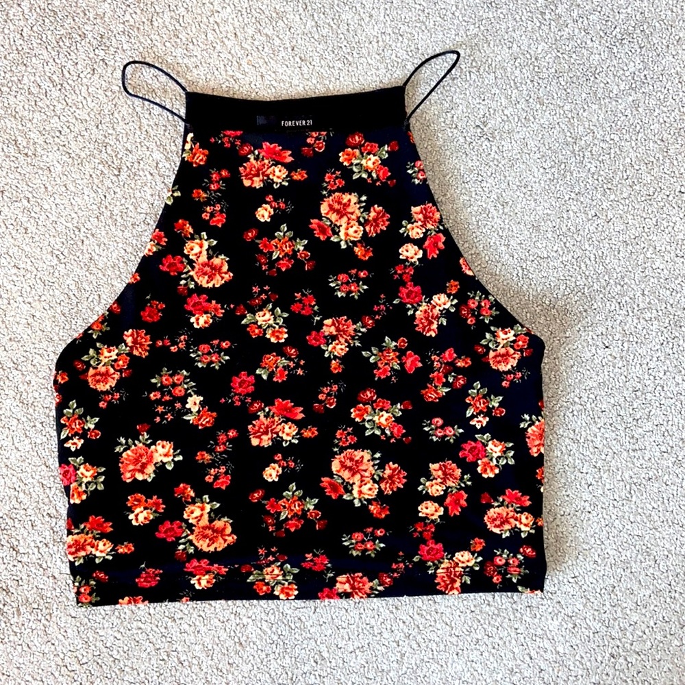 Black floral crop top